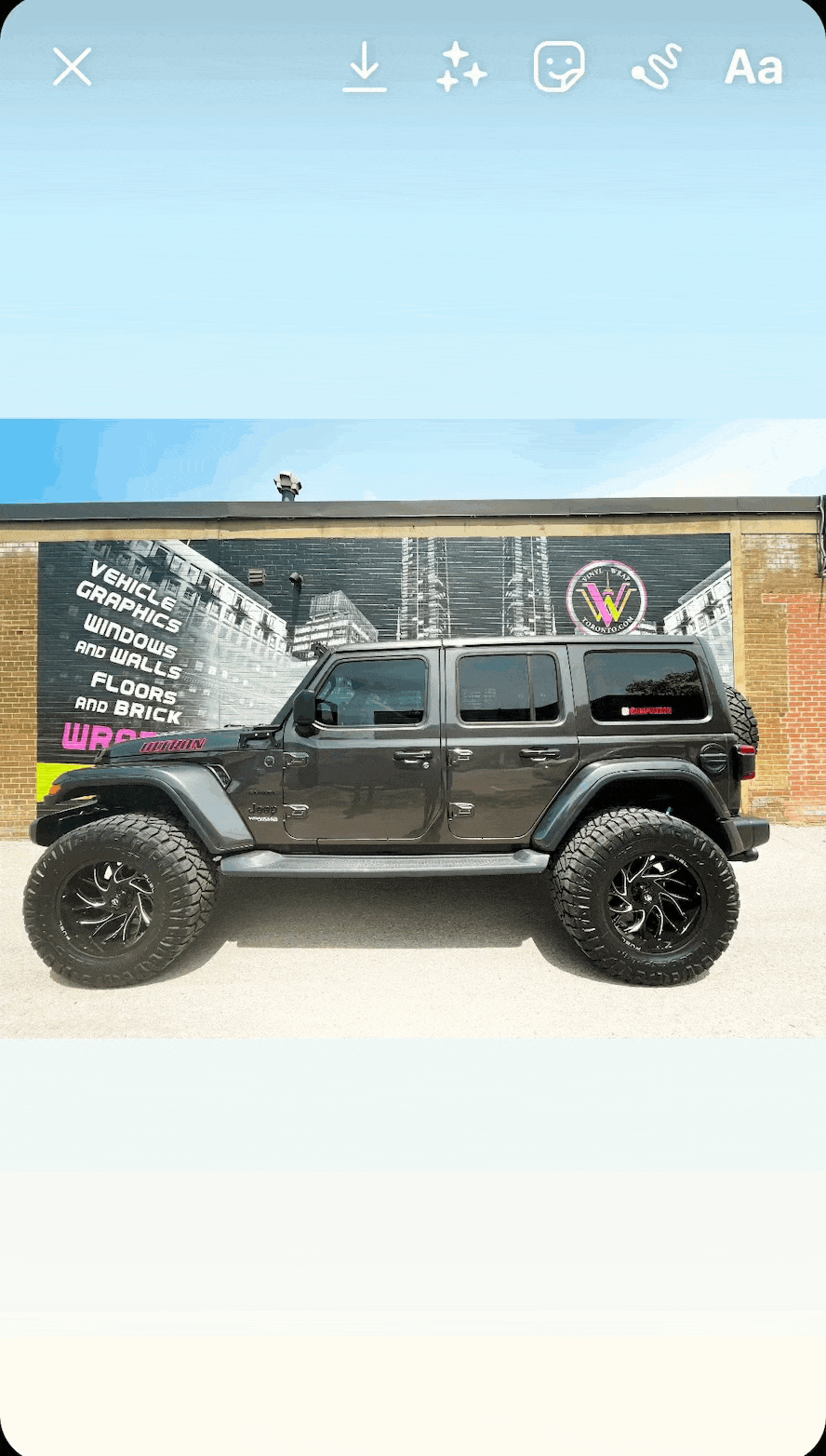 10 INSTAGRAM STORY HACKS THAT WILL BLOW YOUR MIND - Add translucent effect to your photo or video - Tutorial - Branding Centres